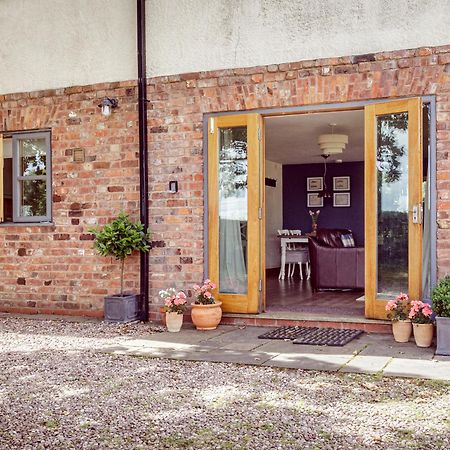 レクサム Oak Meadヴィラ 部屋 写真