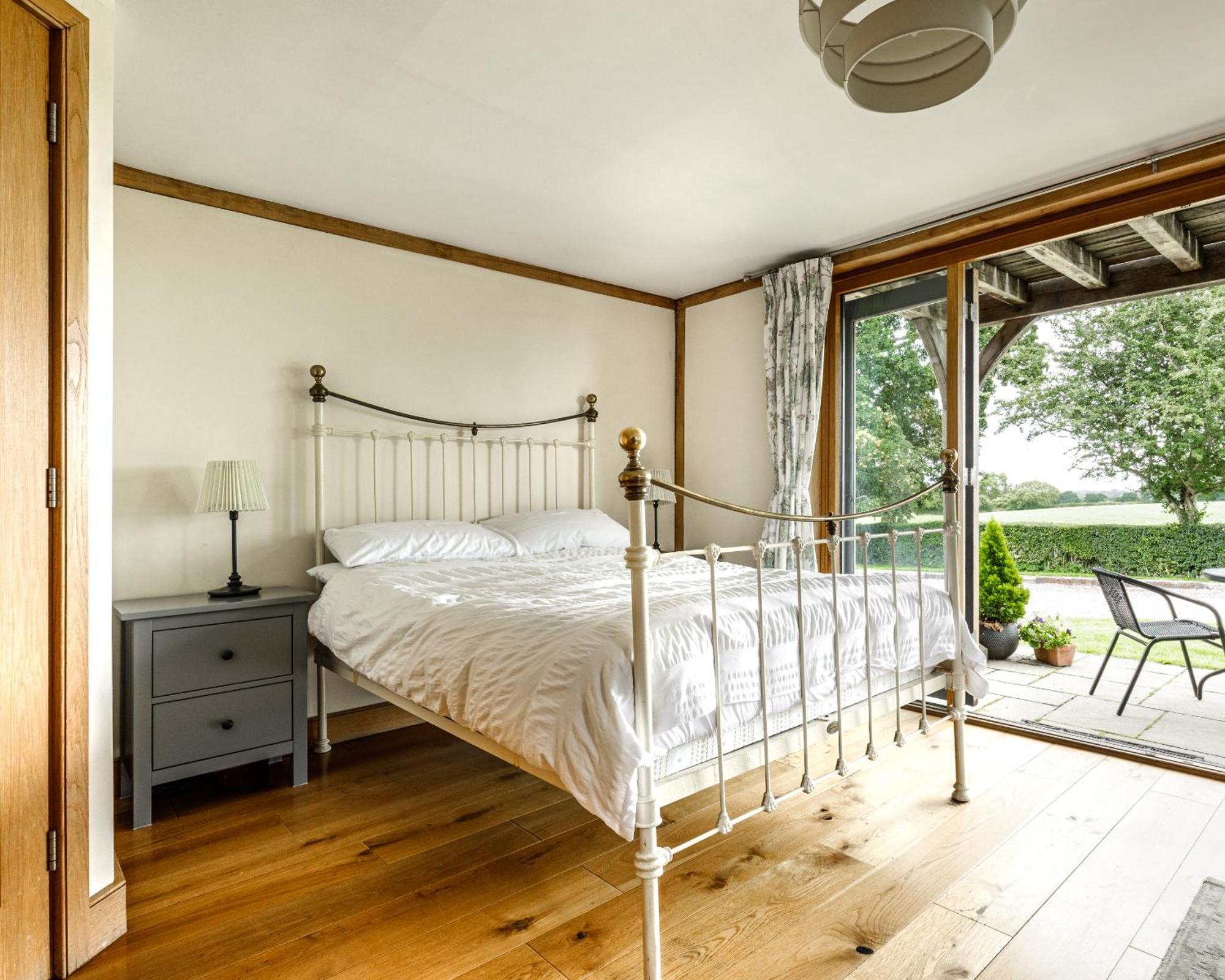 レクサム Oak Meadヴィラ 部屋 写真