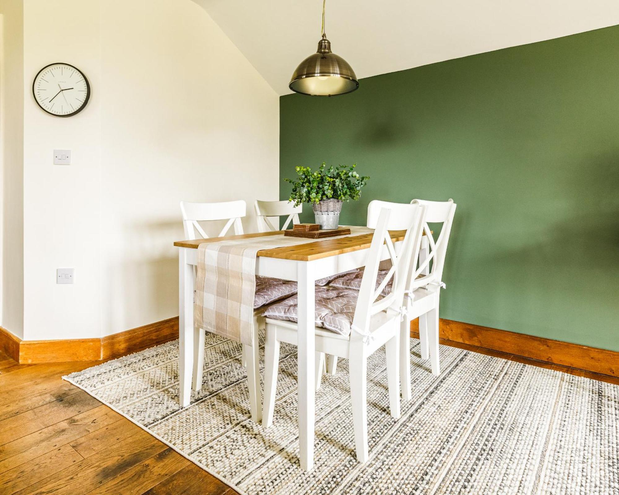 レクサム Oak Meadヴィラ 部屋 写真